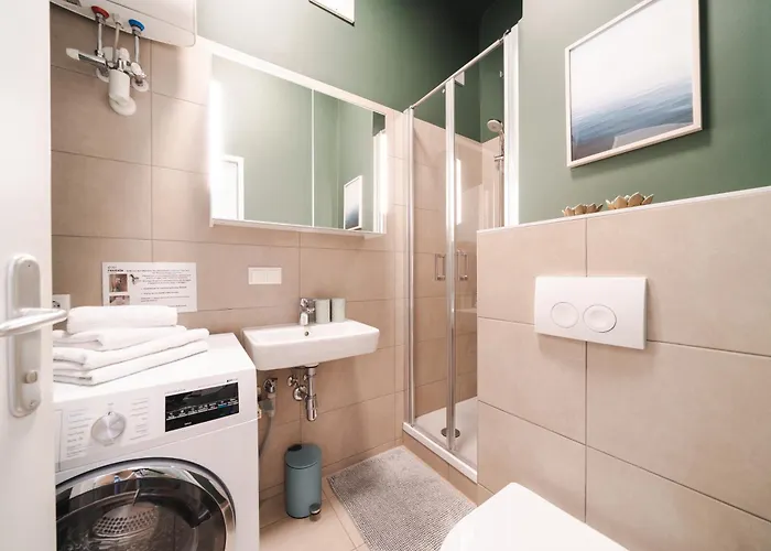 Green Flat By Grazrentals Garden View & Quiet & Free Parking דירה גראץ